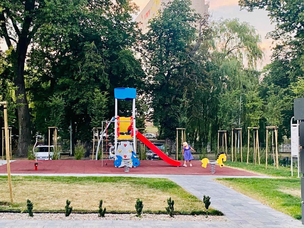 Rodzinny Apartament Platany Centrum Kolobřeh Exteriér fotografie